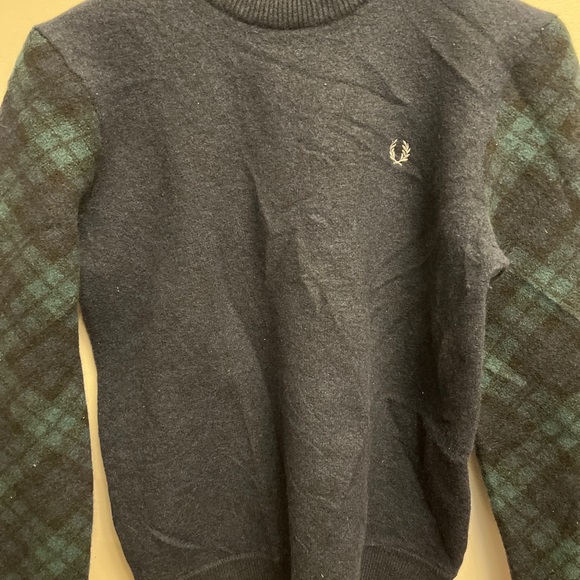 Fred Perry Lambswool tight knit pullover - Picture 2 of 6